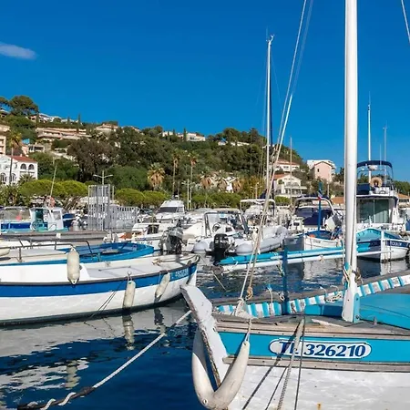 2 Pieces Avec Terrasse Et Parking Au Lavandou - Fr-1-251-894 Ле-Лаванду